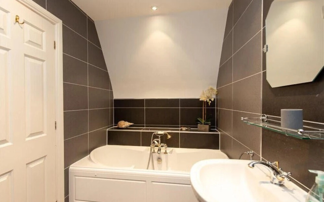 Windermere Suite