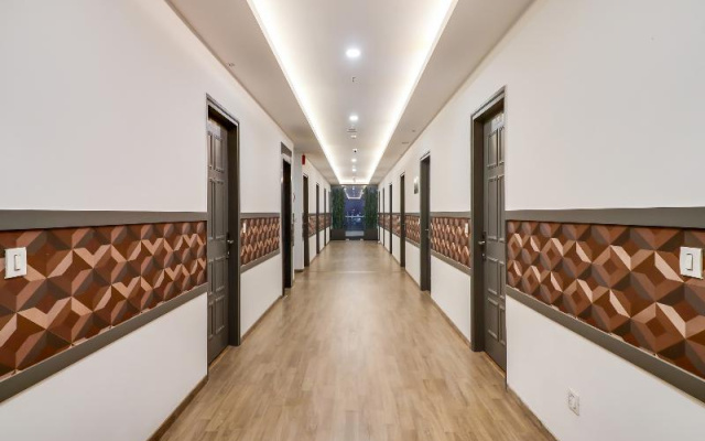 OYO Townhouse 76476 Jashn