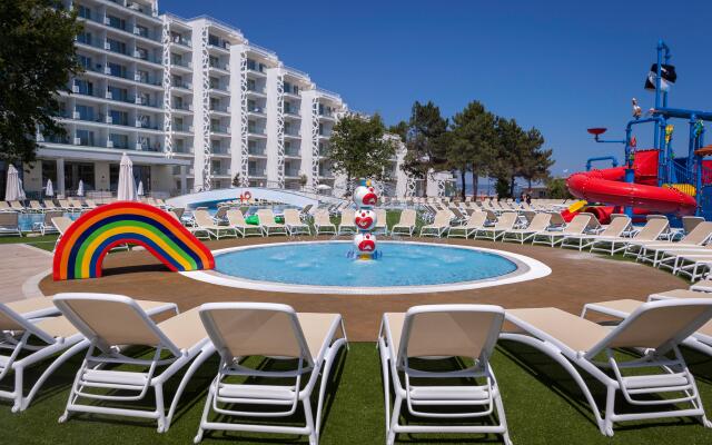 MARITIM Paradise Blue Hotel & Spa