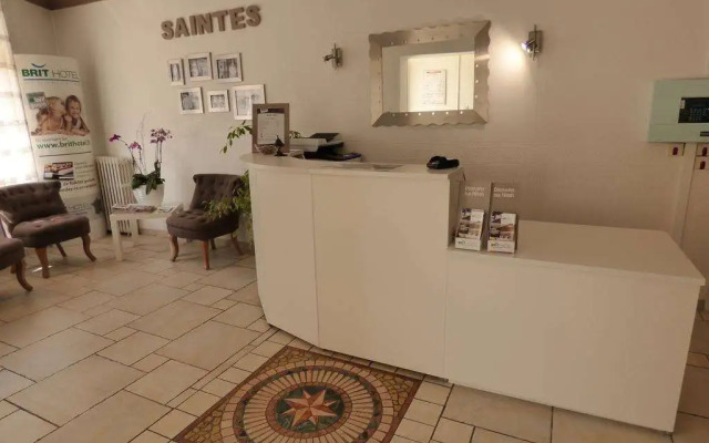 Brit Hotel Bleu Nuit