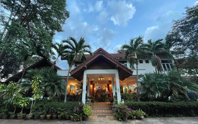 Chalet Hill Resort Khao Yai