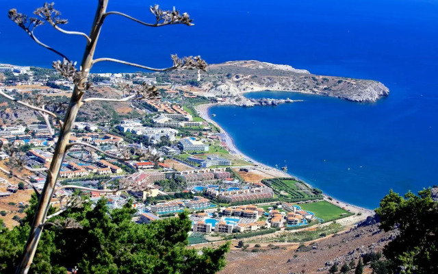 Hotel Niriides Beach