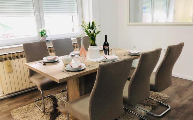 Apartmani "Mimoza"