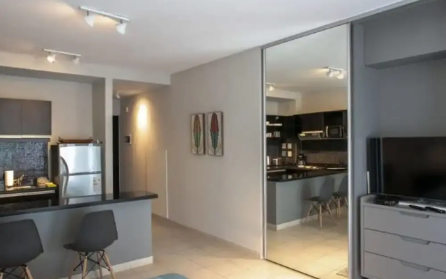 The Feather Comfortable Studio With Balcony