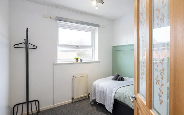 Relaxing 4BR Near City Centre