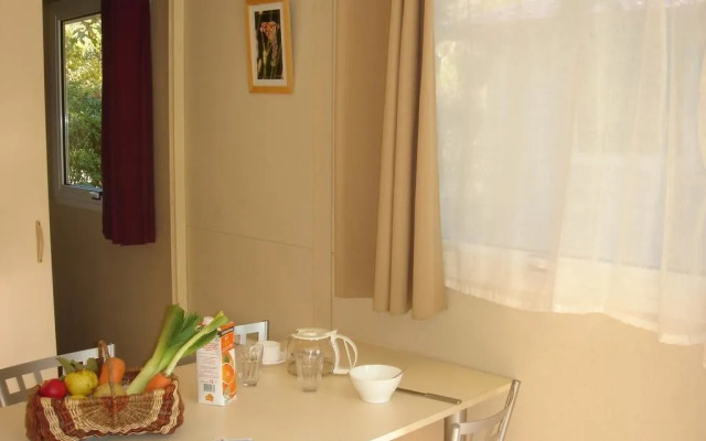 Camping Frédéric Mistral