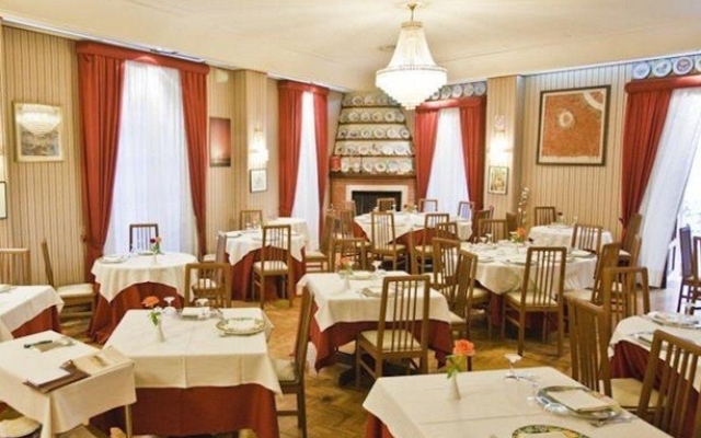 Hotel Moderno