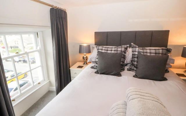 Market Square Maisonette