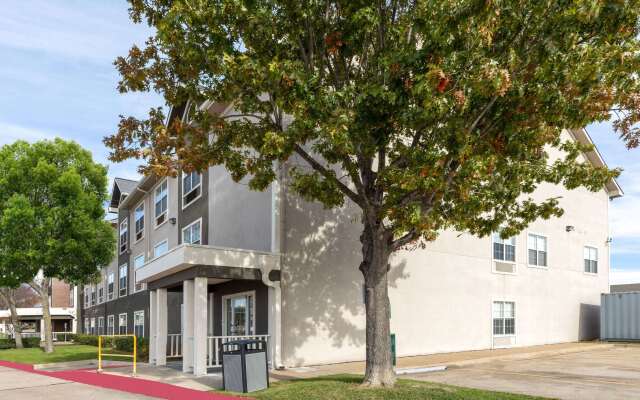 La Quinta Inn & Suites by Wyndham Rockwall