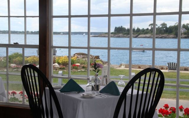 Bluebird Ocean Point Inn