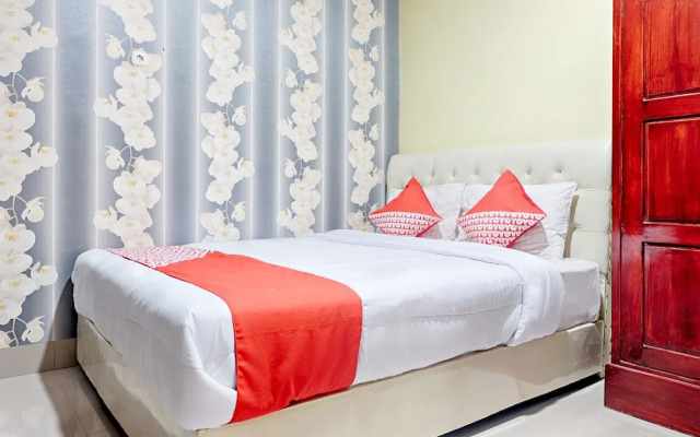 Hotel Jinan Makassar by OYO Rooms