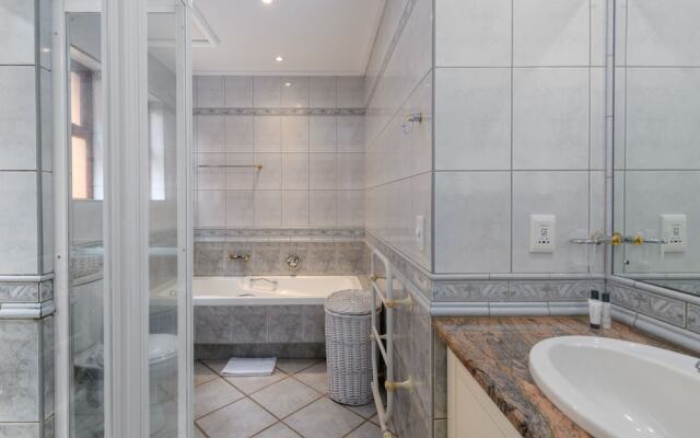 San Lameer Villa Rentals 13937