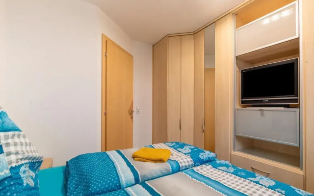 Attractive Apartment With Terrace