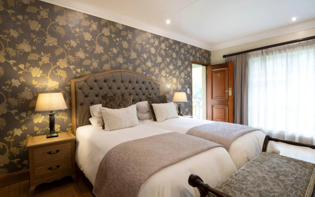 Three Rivers Lodge and Villas