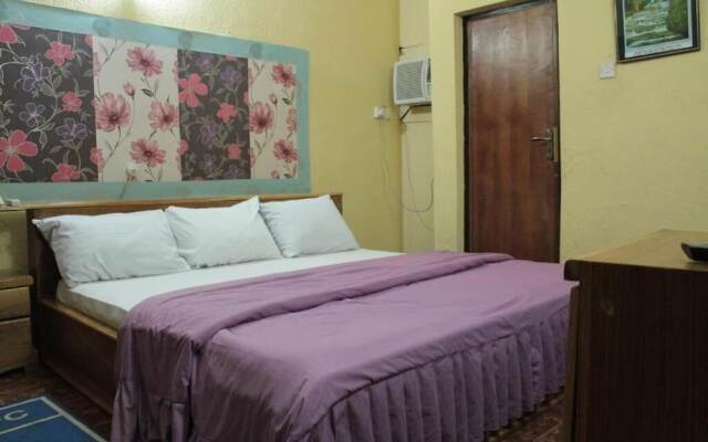 Yaban Hotel