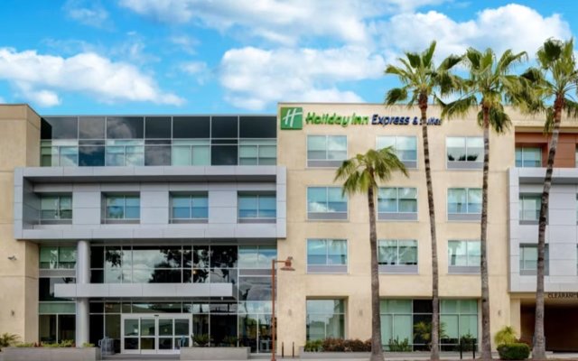 Holiday Inn Express And Suites Glendale Downtown, an IHG Hotel