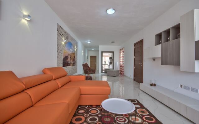 First Class Apartments Calleja by G&G