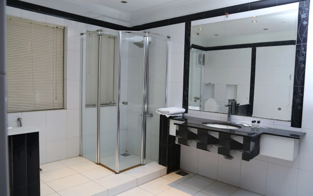 Westin Suites Guest House