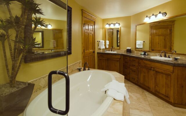 Highmark Steamboat Luxury Condominiums