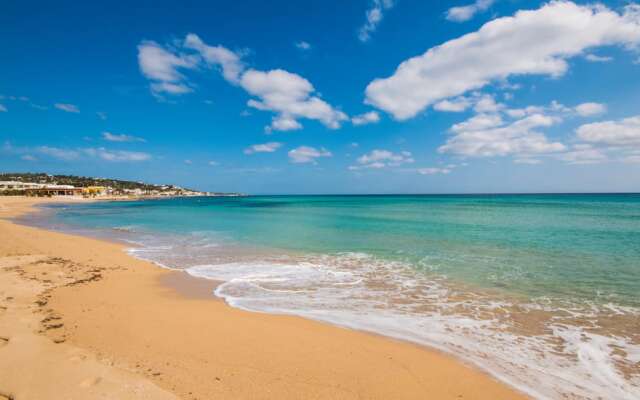 Corbezzolo - Residenza Arcangela con Piscina nel Salento