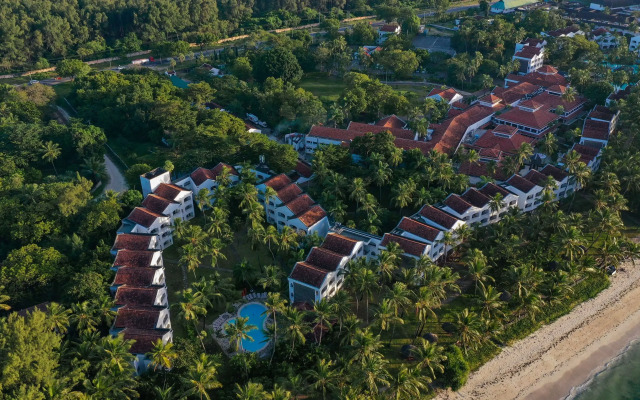 Sarova Whitesands Beach Resort & Spa