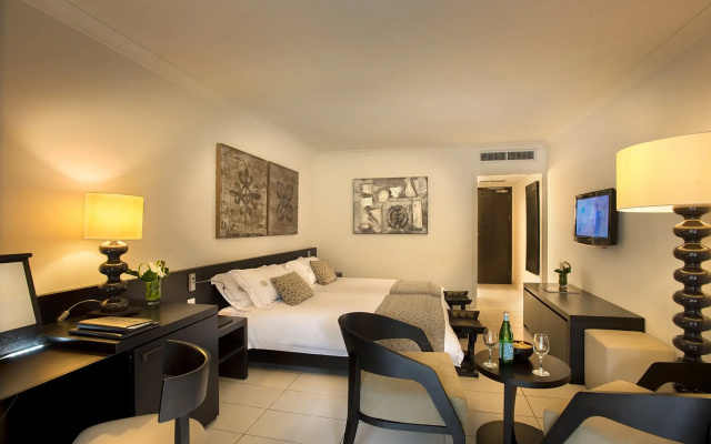 Labadi Beach Hotel