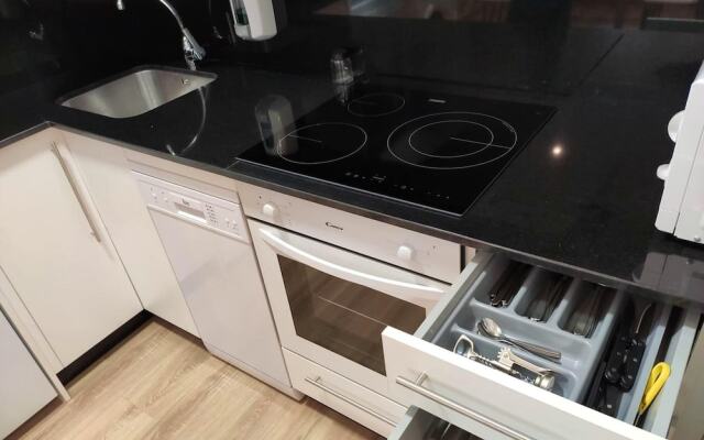 Apartment With 2 Bedrooms in Ourense, With Wifi