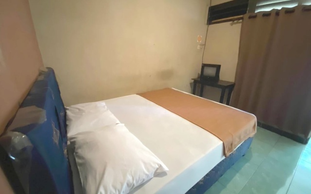 Hotel O Bale Gajog Near SDN 2 SEKAROH – Guest Rooms – Sekaroh