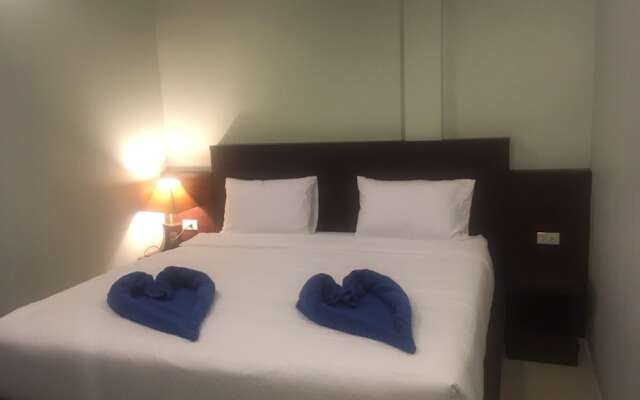 Pinthong Aonang Villa