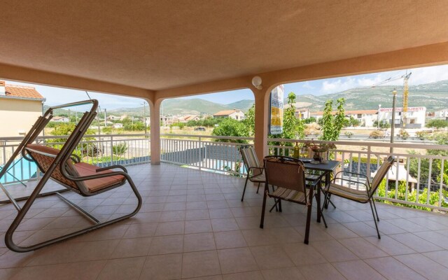 Stunning Apartment in Kastel Novi With 1 Bedrooms, Wifi and Outdoor Swimming Pool