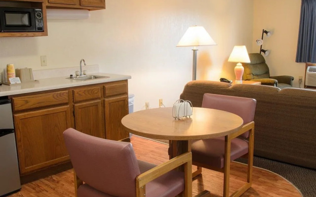 Super 8 Munising Wetmore Area