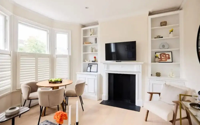 The Fulham Arms - Elegant 3bdr Flat With Terrace