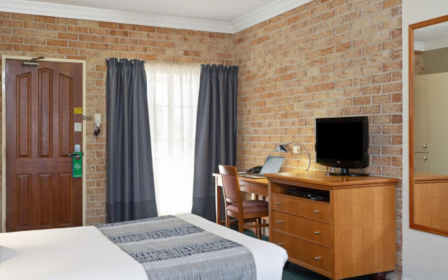 Coopers Colonial Motel – Guest Rooms – Brisbane