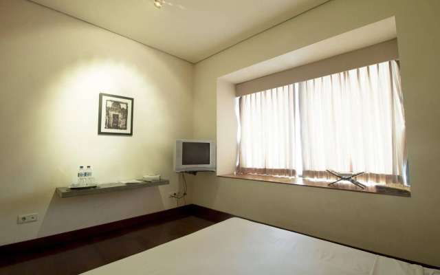 RedDoorz @ Gegerkalong Girang