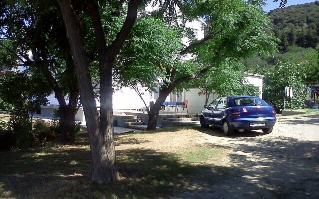 Apartments and Rooms Viskic