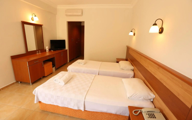 Mavruka Hotel