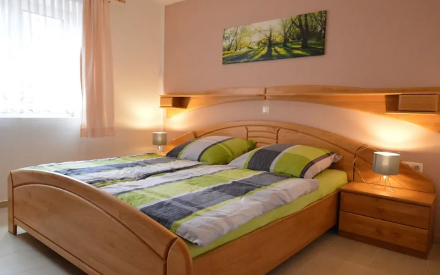 Modern Apartment in Eifel Near Forest