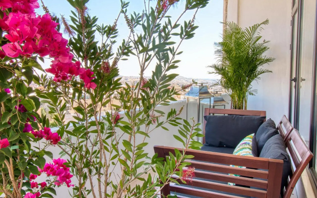 Liwan Hotel