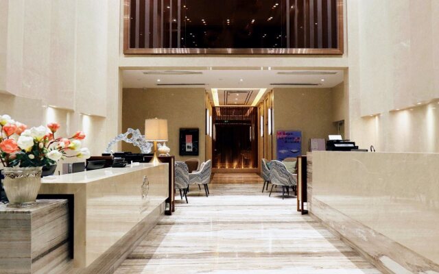 Royal Star Apartment Central City Branch