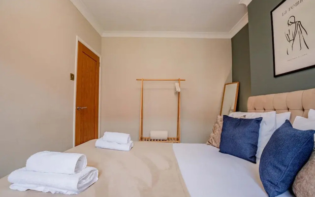 Host Stay Mayfield House