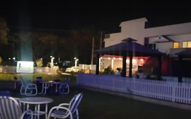 The Grand Hotel & Restaurant