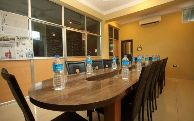 Oyo 512 Hotel Brindaban