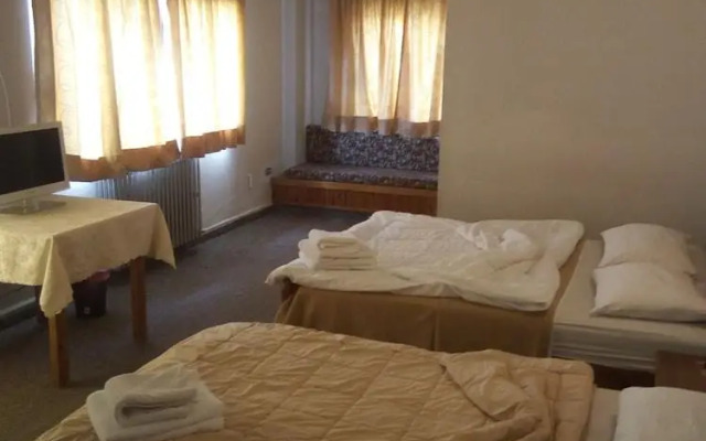 Palace Hotel Becharre