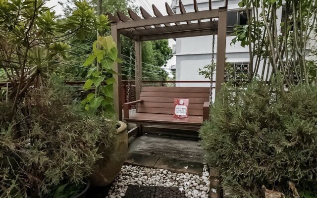 乌尼可诗娜卡琳公寓(Unico Srinakarin Residence)