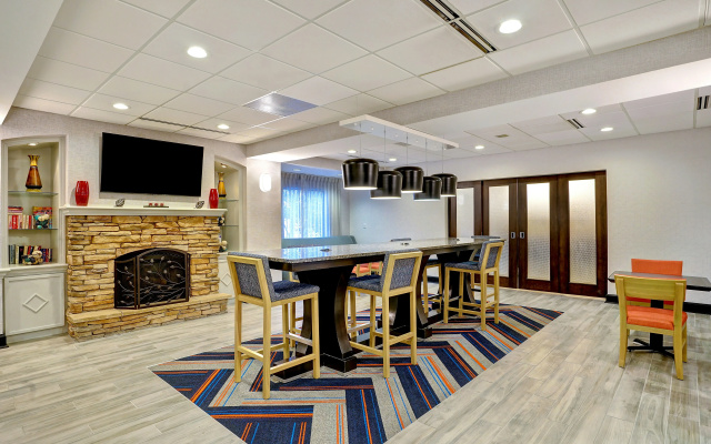 Hampton Inn Cortland