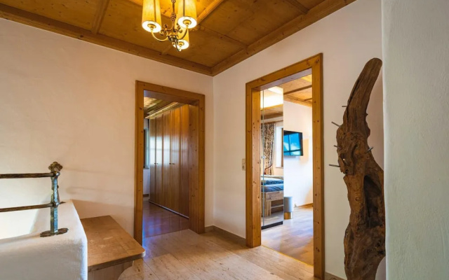 Chalet Crown of the Alps
