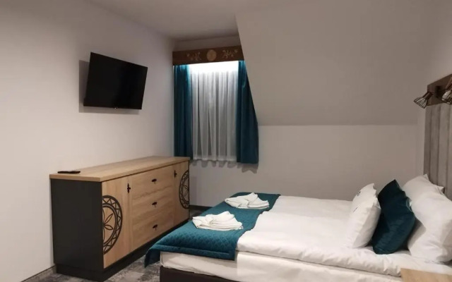 Willa Folk & Prestige