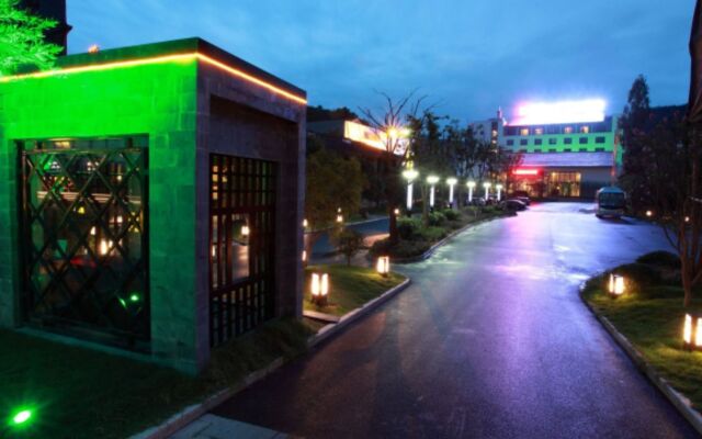 Huangshan Xin'an Country Villa