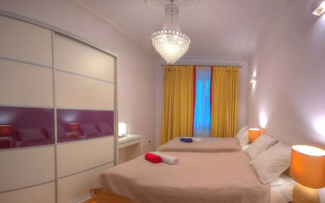 Rais Serviced Apartments