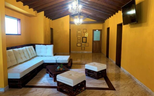 Hotel Porton Colonial